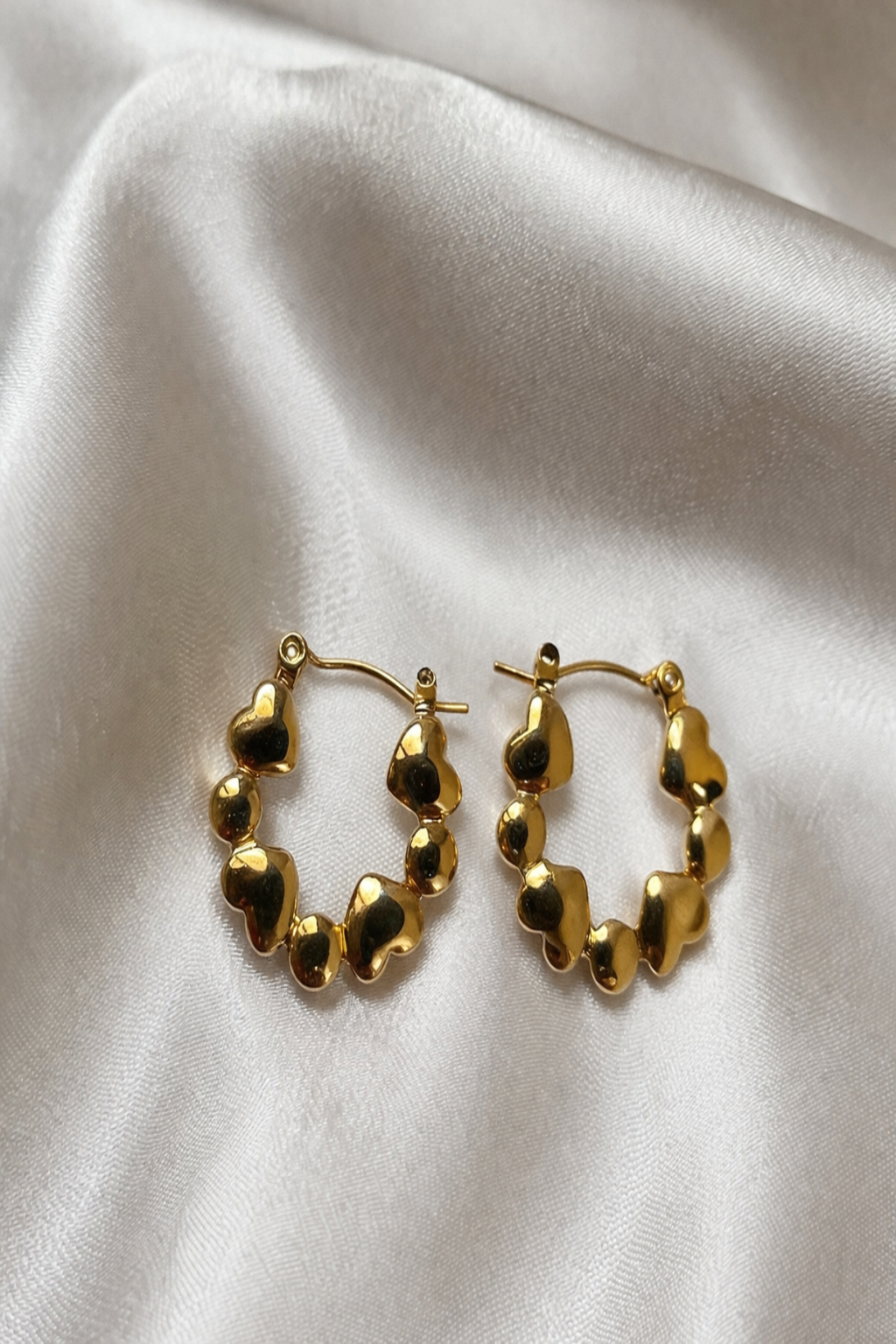 Cora Heart Hoops