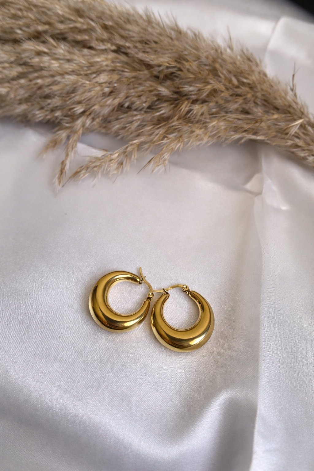 Sora Classic Hoops