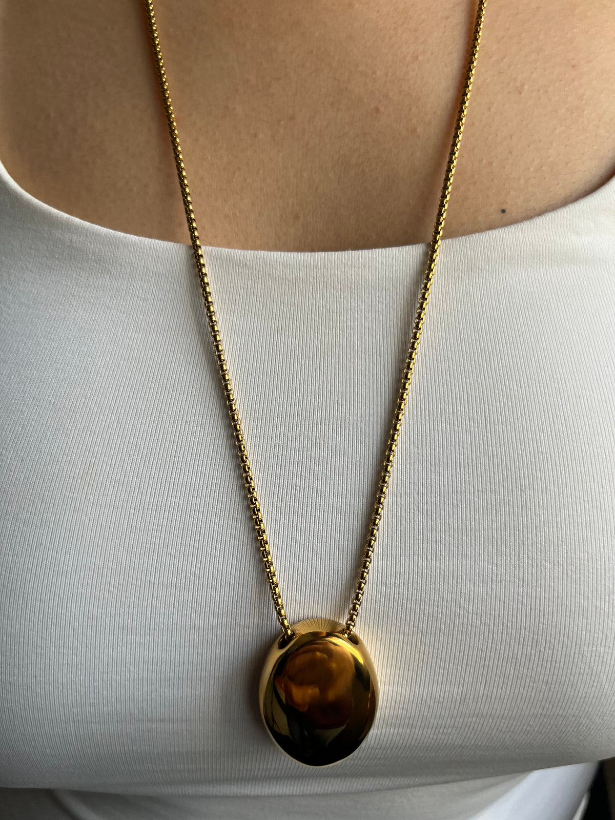Juna Pendant