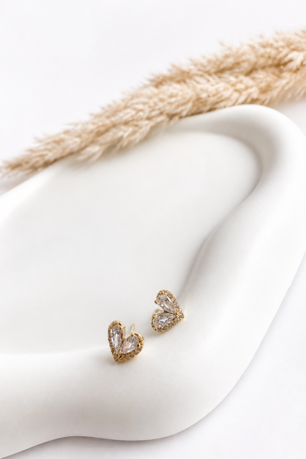 Coeur Mini Studs