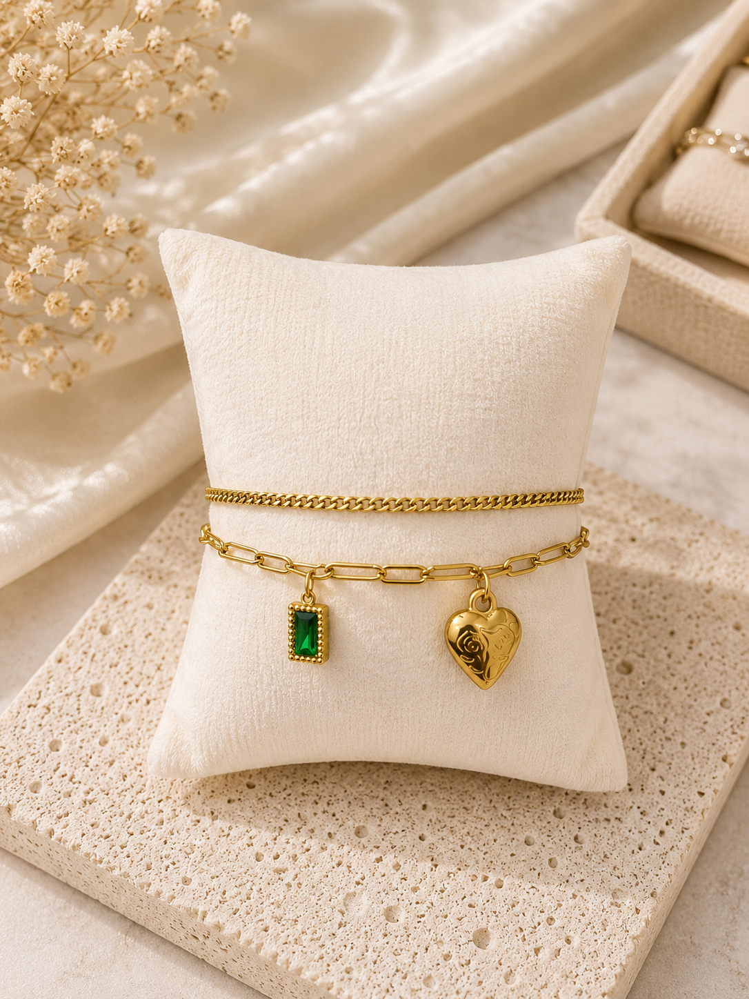 Amour Emerald Charm Bracelet