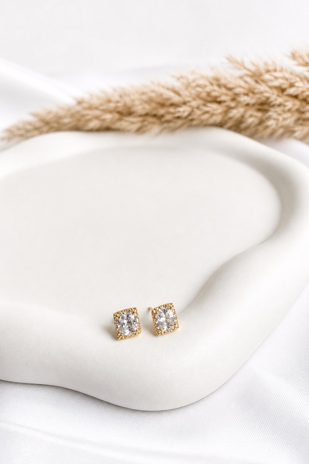 Forma Square Studs